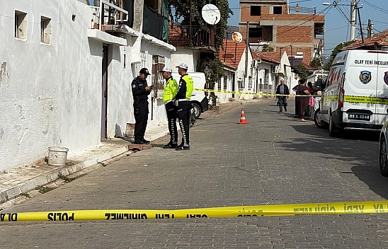 Eşini pompalı tüfekle vurdu