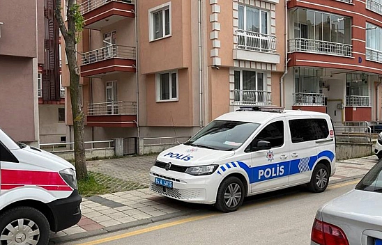 Eşiyle Boşanma Aşamasındaydı, Doğalgaz Borusuna Asılı Halde Cansız Bedeni Bulundu