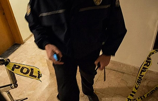 Eski belediye başkan yardımcısı bıçakla öldürüldü