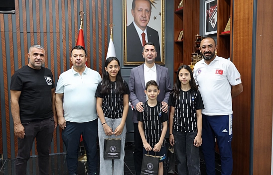 Eskrim İl Temsilciliğinden İl Müdürü Abdulsamet Eren'e teşekkür ziyareti