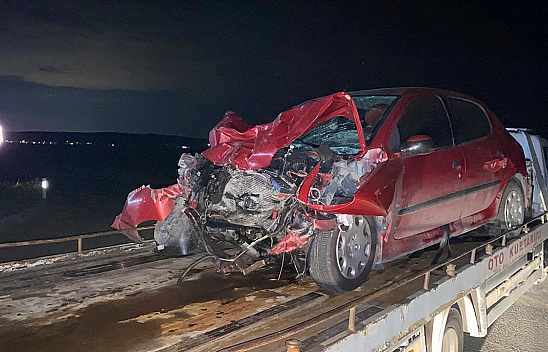 Facia Kazada: 13 Yaralı