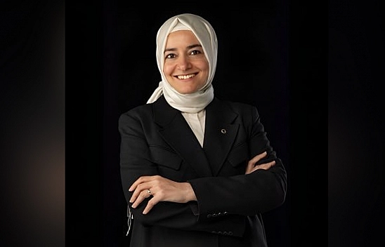 Fatma Betül Sayan Kaya'dan görevlerinden affını istedi