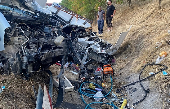 Feci kaza! 1 ölü, 5 yaralı