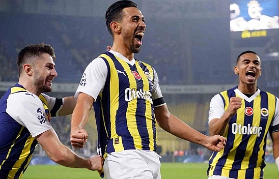 Fenerbahçe, İrfan Can Kahveci ile sözleşme tazeledi