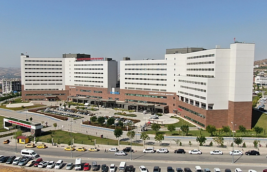 Fethi Sekin Şehir Hastanesi'nde Bir İlk Daha