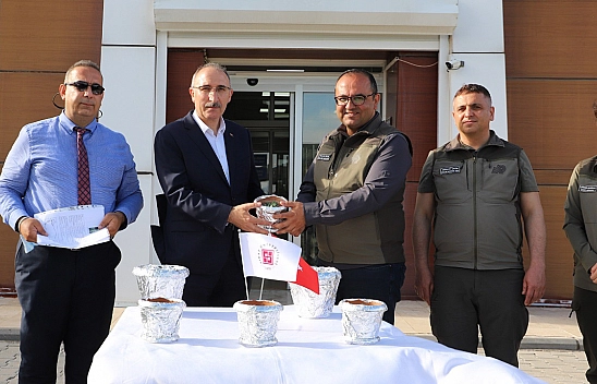 FÜ'de üretilen endemik bitkiler doğaya kazandırılıyor