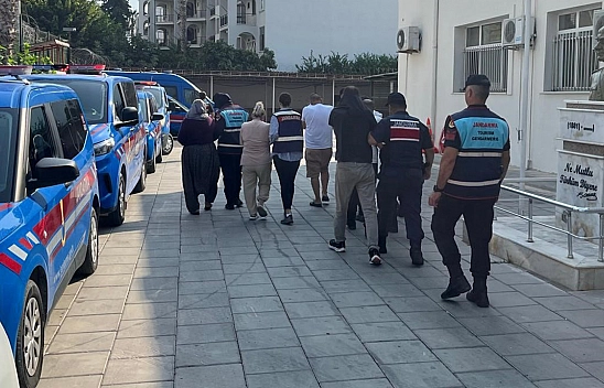 Fuhuş operasyonu: 8 şüpheli gözaltına alındı