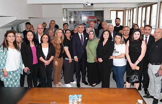 Gürsel Erol: 'CHP'nin kurumsal kimliğine sahip çıkmalıyız'