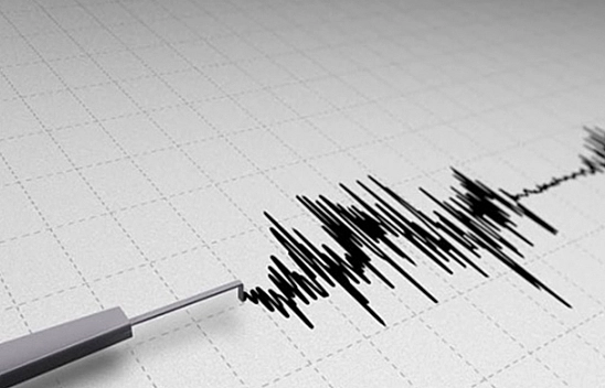 Hakkari'de Korkutan Deprem! Çevre İllerde de Hissedildi!