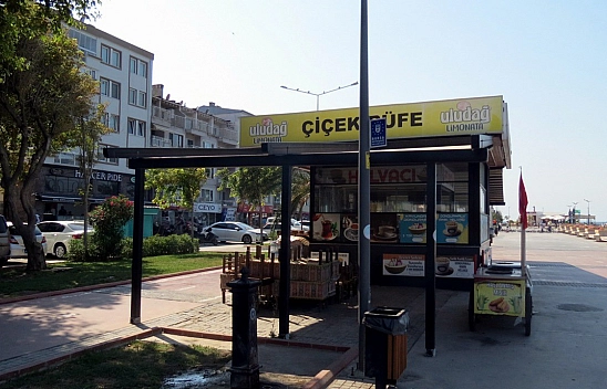 Hesaba İtiraz Eden Müşteri Büfe Sahibini Bıçakla Öldürdü