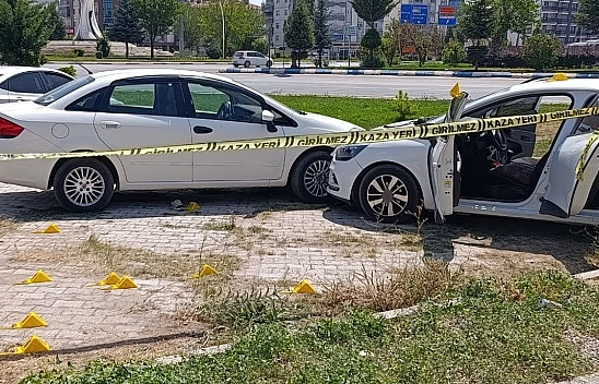 Husumetliler otogarda karşılaştı: 2 yaralı