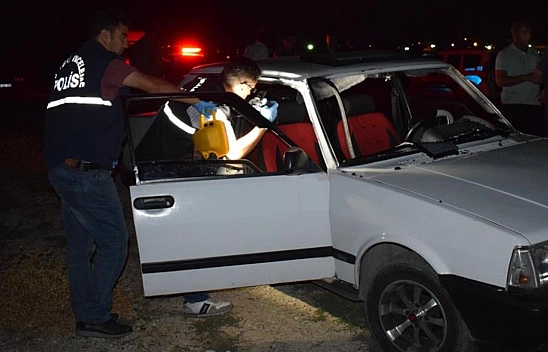 Husumetlilerinin Aracına Kurşun Yağdırdılar!