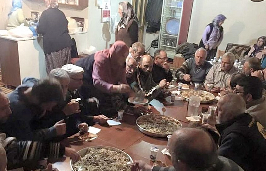 İftarı yalnız açmak yasaklandı!