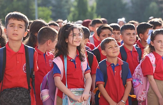 İlk ders zilini Vali Hatipoğlu çaldı