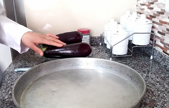 İlk lokmada bağımlılık yapıyor! Elazığlıların sofrasında eksik olmuyor, yaz ayının vazgeçilmezi