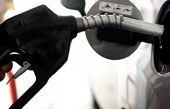 İndirimler art arda geldi: İşte Elazığ'da son akaryakıt fiyatları!