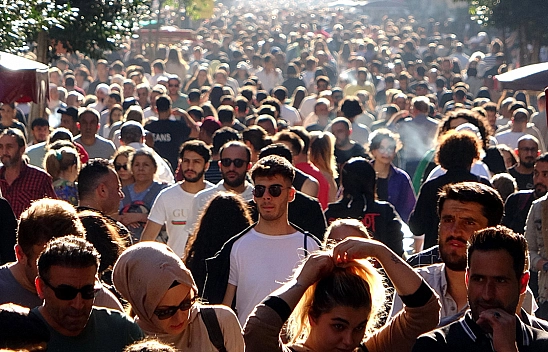 İş arayanlara müjde! O Bakanlık 18 bin personel alacak: İşte merak edilenler