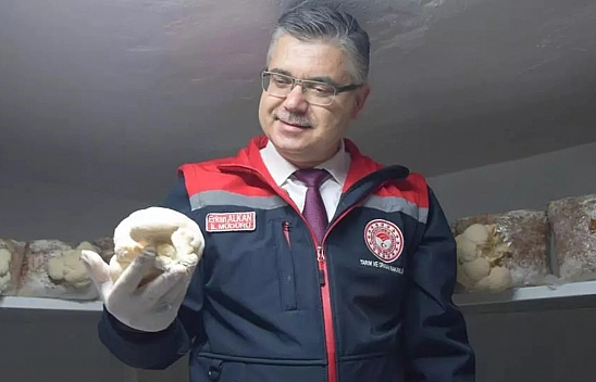 İşe Girişmek İsteyen Elazığlılara Örnek Olacak: Evin Bodrumunda Üretiyor Paraya Para Demiyor