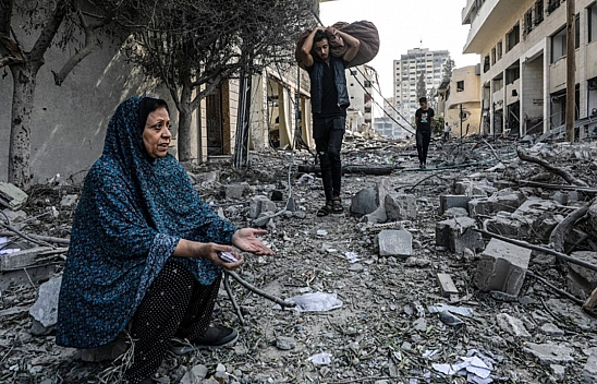 İsrail, Deyr El Belah'ta Sahra Hastanesini Hedef Aldı