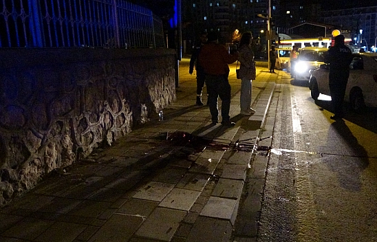 Kazada Savrulan Araç ile İstinat Duvarı Arasına Sıkışan Şahsın Bacağı Koptu