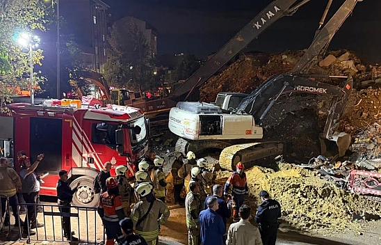 Kentsel dönüşümdaki bina çöktü: 2 Kişi yaralandı