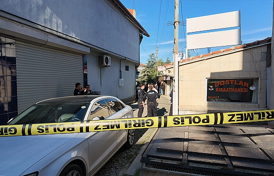Kıraathaneye tüfekli saldırı: 1 ölü, 1 yaralı
