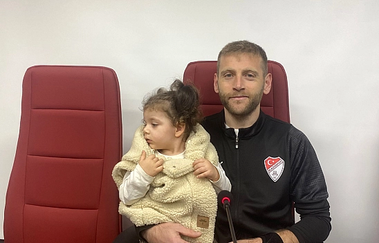 Kırığına rağmen sahadaydı: Halil İbrahim Sönmez'den Play-Off mesajı
