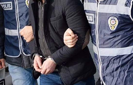 Kırmızı bültenle aranan 65 suçlu ülkeye iade edildi
