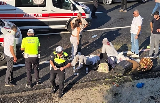 Kontrolden çıktı, karşı şeride uçtu: Feci kazada 1 ölü, 7 yaralı