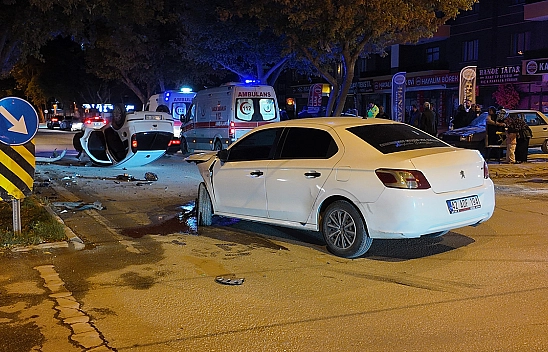 Konya'da feci kaza: otomobil takla attı