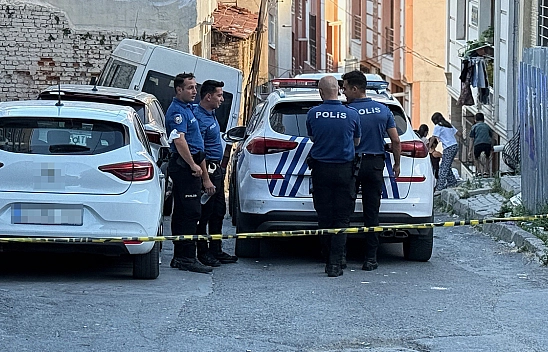 Kötü kokunun geldiği evde 25 yaşındaki genç ölü bulundu