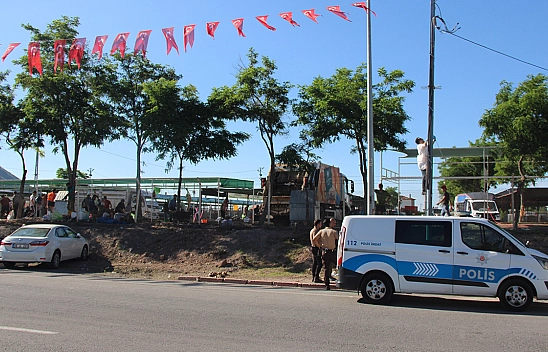 Kurban Eti Verilmeyince Kendini Asmaya Çalıştı