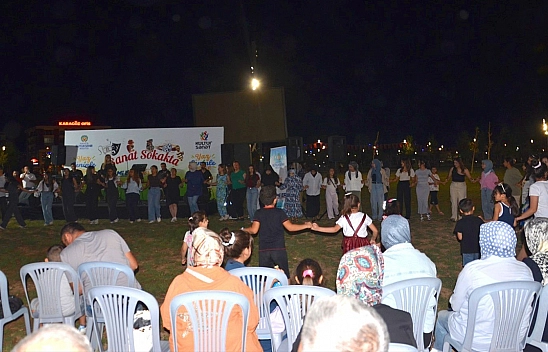 Malatya'da 'Sanat Sokak'ta' konseri