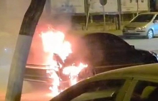 Malatya'da seyir halindeki otomobilde yangın