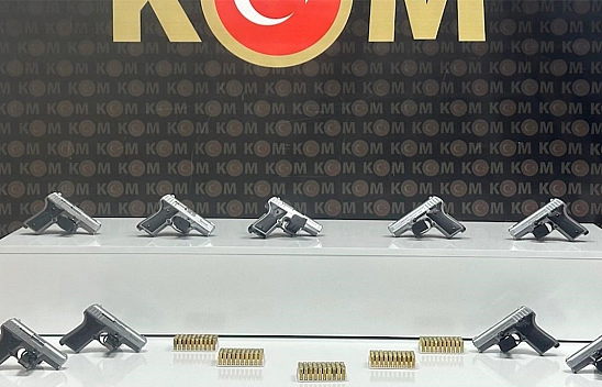 Malatya'da yasa dışı silah ticareti yapan 2 şüpheli tutuklandı