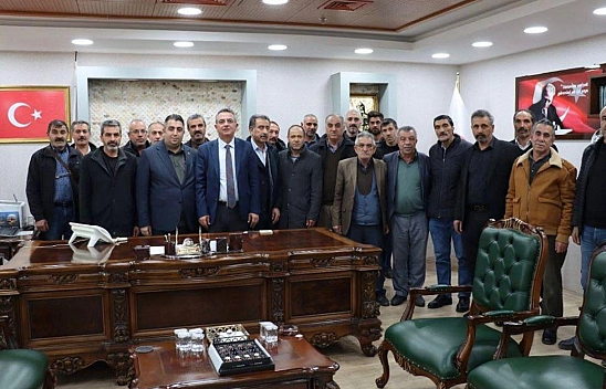 MHP'li Raif Aslan ve köy muhtarlarından Yatkın'a hayırlı olsun ziyareti