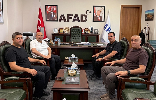 Milletvekili Açıkkapı'dan Elazığ AFAD il müdürlüğüne teşekkür ziyareti