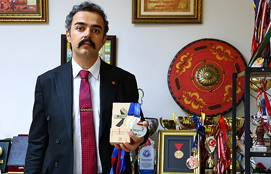 Milli Sporcu Veysel Batuhan Bay'dan Avrupa'da çifte başarı