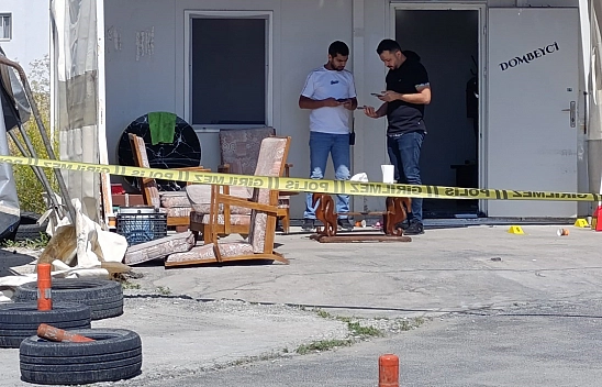 Minibüs durağına silahlı saldırı: 1 ölü, 1 yaralı