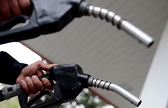 Motorin ve Benzin Fiyatlarına Bir İndirim Daha Yolda
