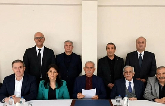 Öcalan, PKK'ya Silah Bırakma ve Örgütü Lağvetme Çağrısı Yaptı