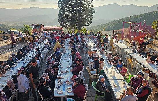 Orman yangınlarının sönmesi için dualar edildi, kurban kesildi