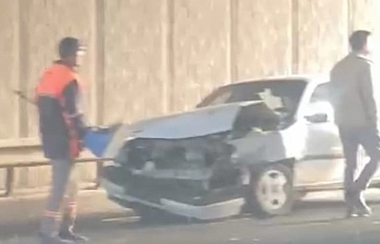 Otomobil ile Elektrikli Motosiklet Çarpıştı