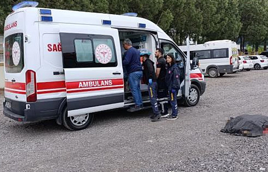 Otomobilin Çarptığı Kadın Hayatını Kaybetti