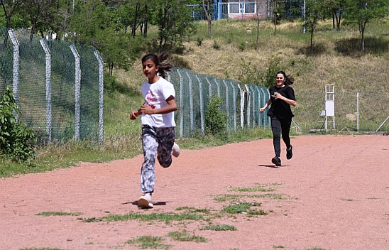 Özel Sporcular Atletizm Yarışmasında Ter Döktü