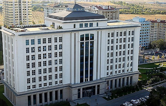 Partilerin Ak Parti Bekleyişi