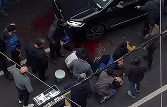 Pazar yerinde bıçaklı kavga: Biri çocuk 6 yaralı