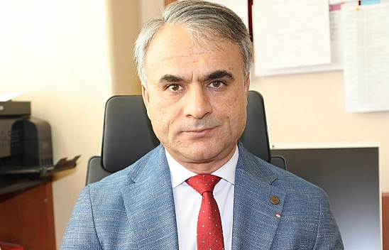 Prof. Dr. Gözel: 'Hiperkolesterolemi hastaları yağdan ve şekerden fakir beslenmeleri gerekiyor'