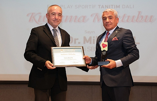 Prof. Dr. Mikail Tel'e başarı ödülü