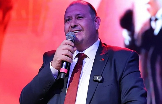 Rüşvet soruşturmasında Menderes Belediye Başkanı tutuklandı
